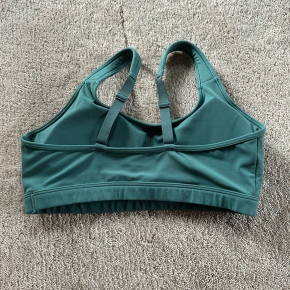 Gymshark sports bras - Picture 2 of 6